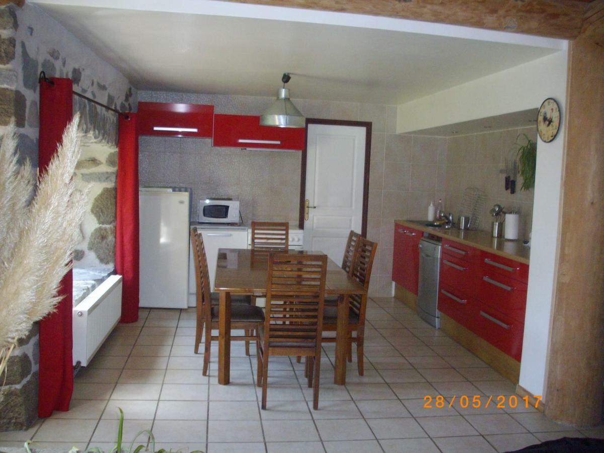 Chaspuzac Maison Mouilhade מראה חיצוני תמונה